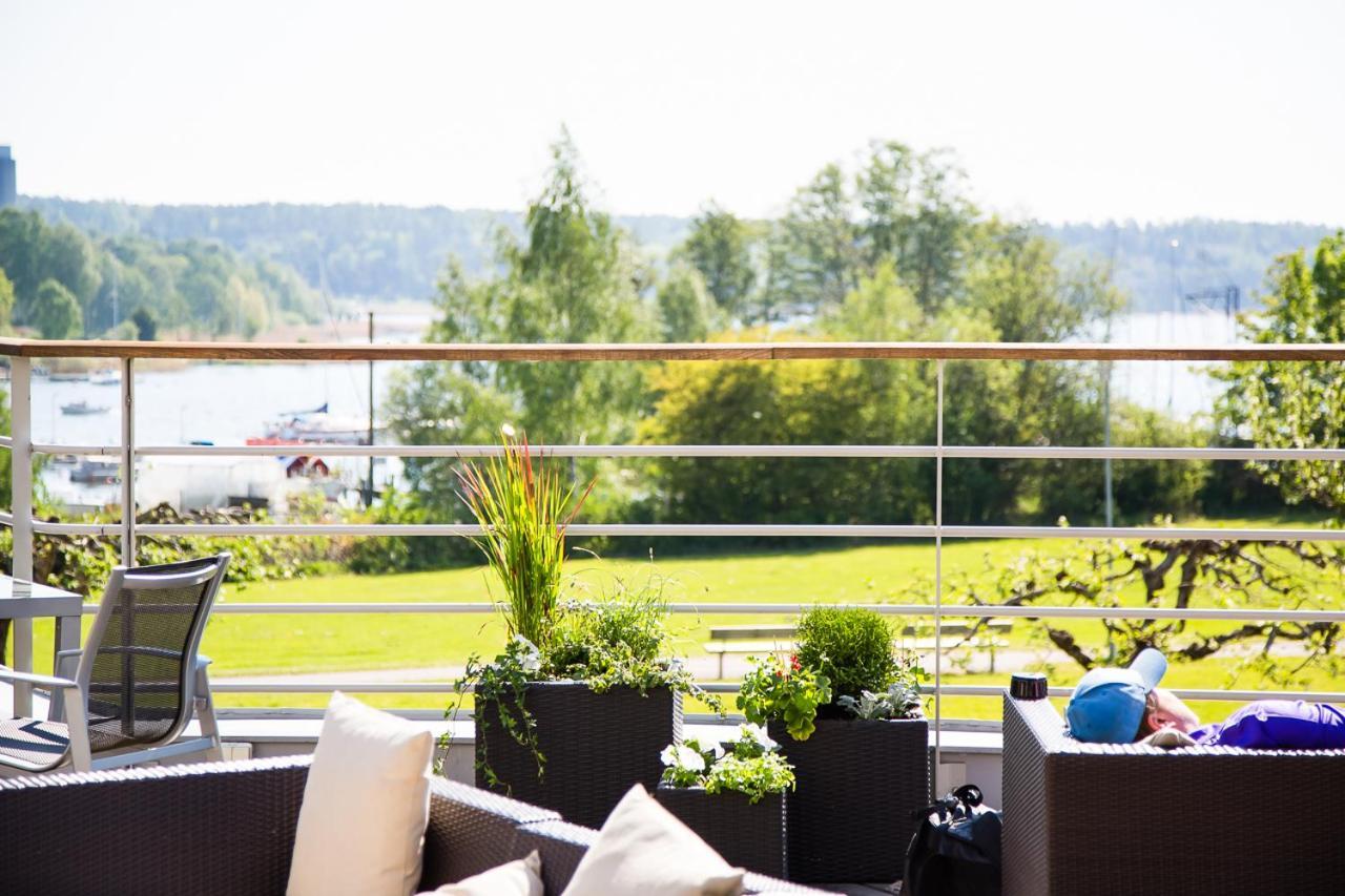 Aronsborgs Konferenshotel Bålsta Екстериор снимка