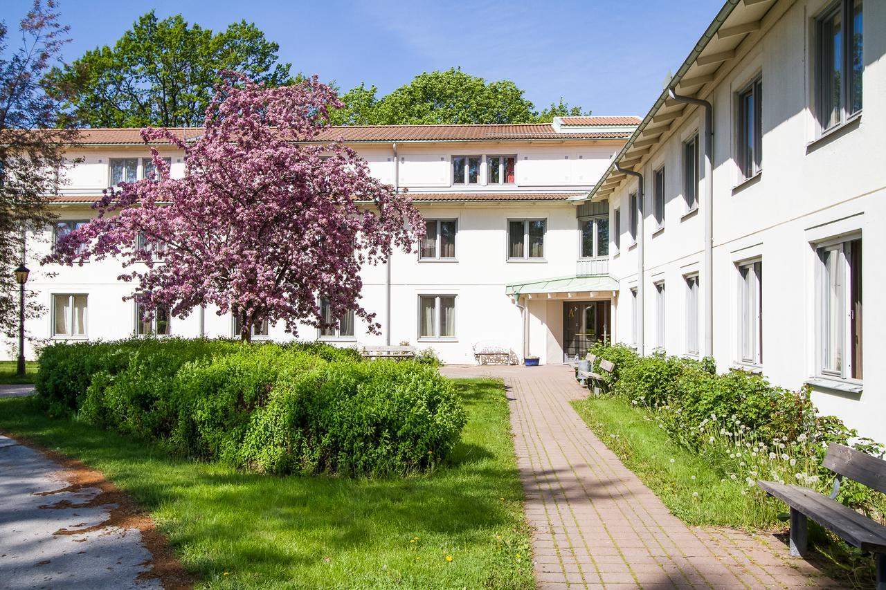 Aronsborgs Konferenshotel Bålsta Екстериор снимка