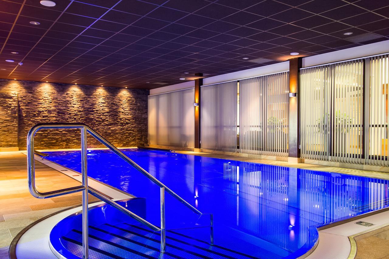 Aronsborgs Konferenshotel Bålsta Екстериор снимка