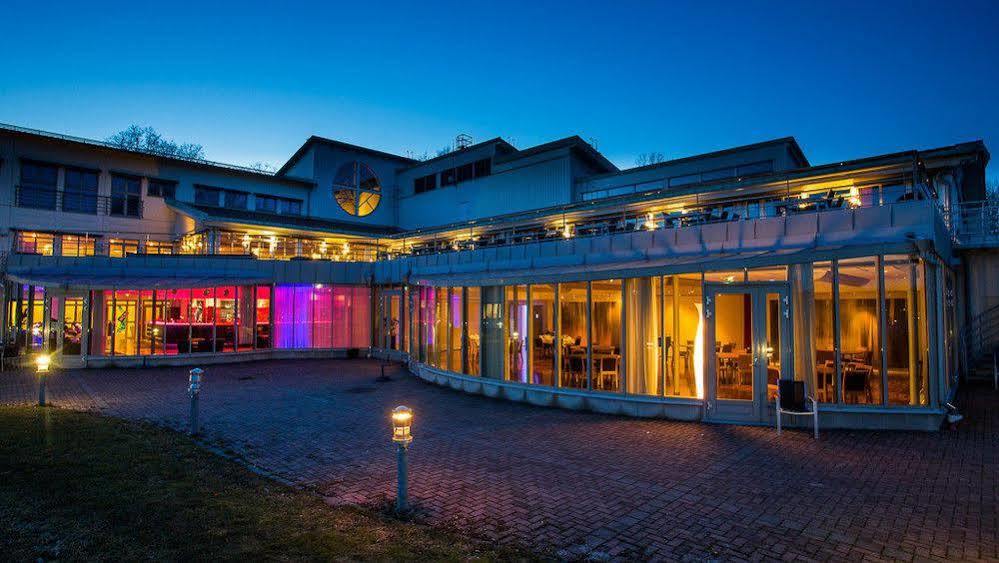 Aronsborgs Konferenshotel Bålsta Екстериор снимка